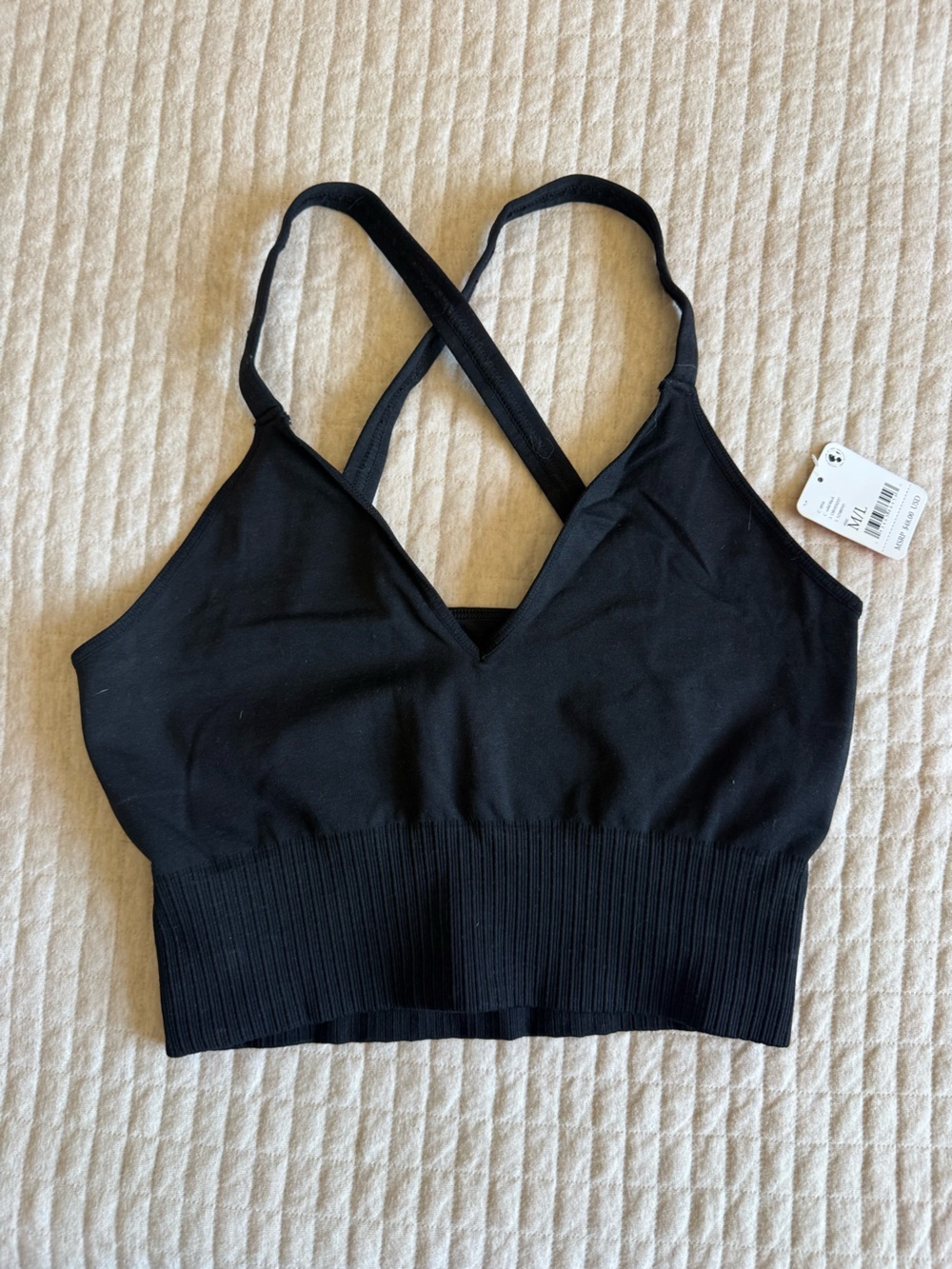 NWT FREE PEOPLE MOVEMENT GOOD KARMA CROP TOP - m/l - Picture 3 of 5